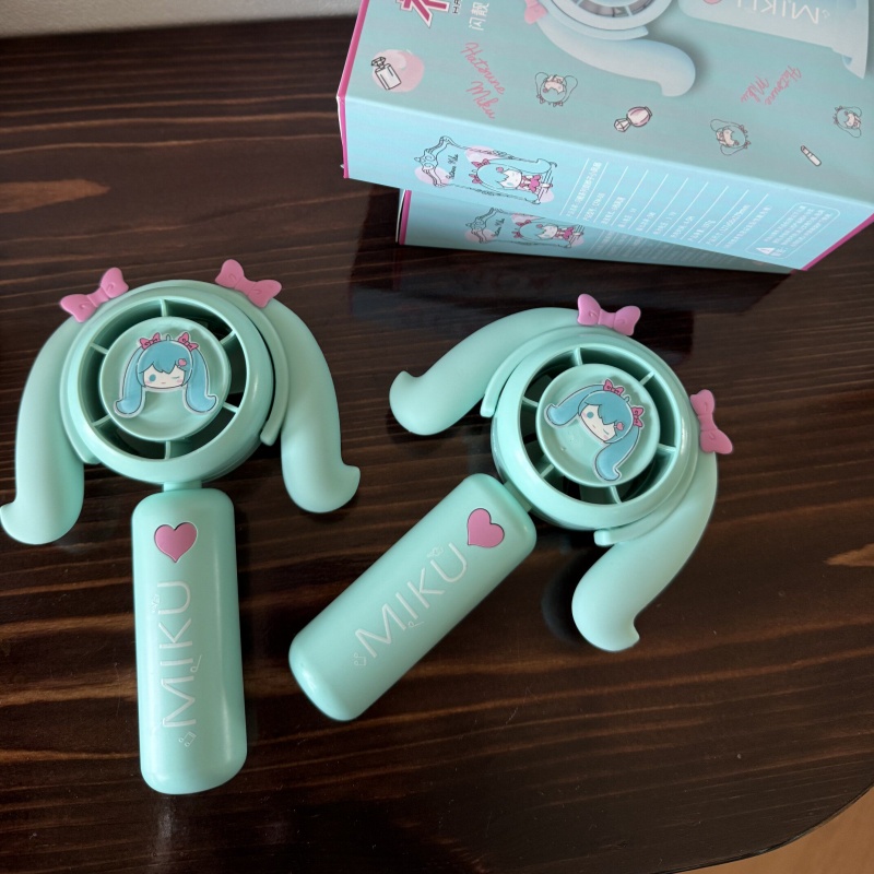初音ミクミニハンドヘルドファン冷却ファン家庭用オフィス旅行ア - Outdoor Camping Japan のレビューと価格